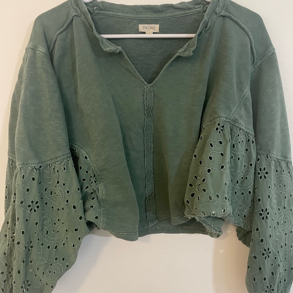 Pilcro Green Eyelet Sleeve Women's Top